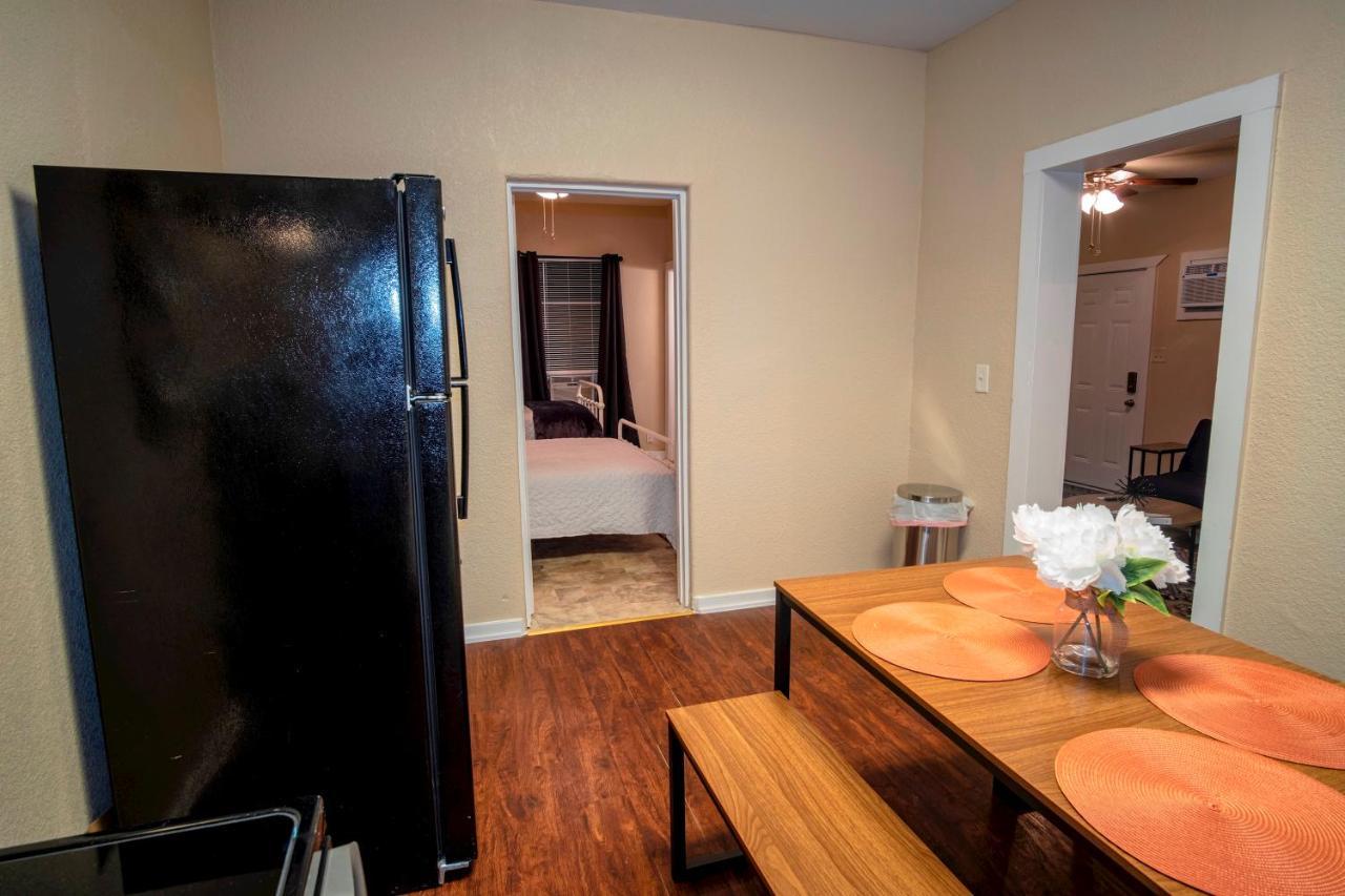 Cozy Downtown Guest House 2Br/1Ba Sleeps 8 샌안토니오 외부 사진